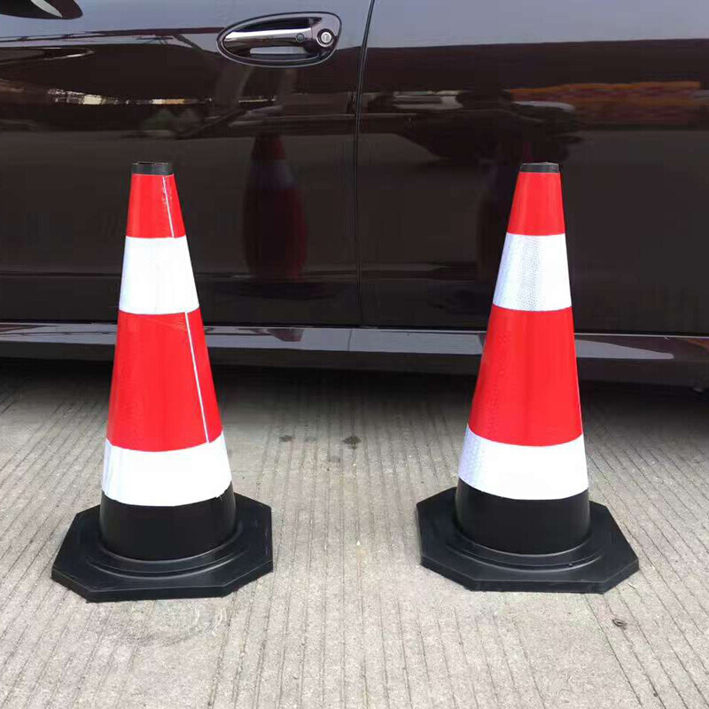 橡胶路障路锥70cm圆锥反光道路安全警示牌雪糕筒锥桶隔离墩三角锥
