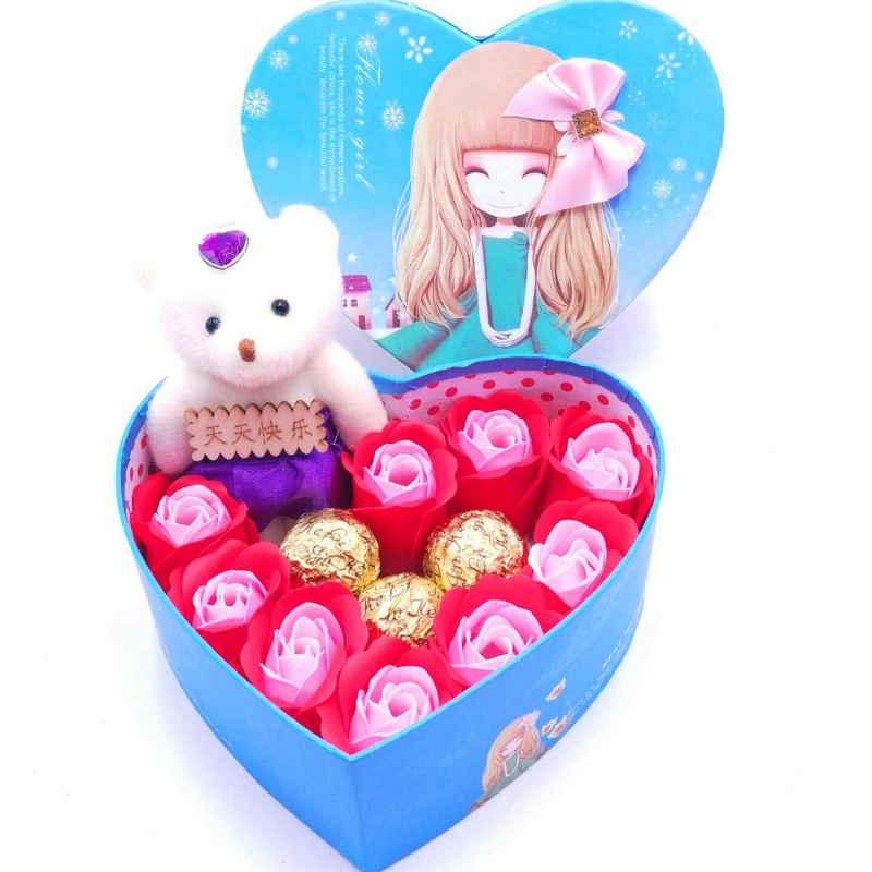 千纸鹤糖果棒棒糖巧克力礼盒装情人节生日礼物零食 心型蓝礼盒【公仔香皂花+3颗巧克力】