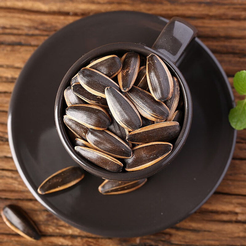 2件5折华味亨500g山核桃焦糖味草本味瓜子山核桃味焦糖味草本味新货