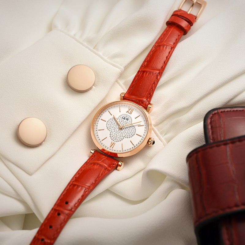 爱沃驰瑞士幸运草系列时尚防水石英手表女士表七夕生日礼物送女友 胭脂红竹纹皮|电池寿命约5年