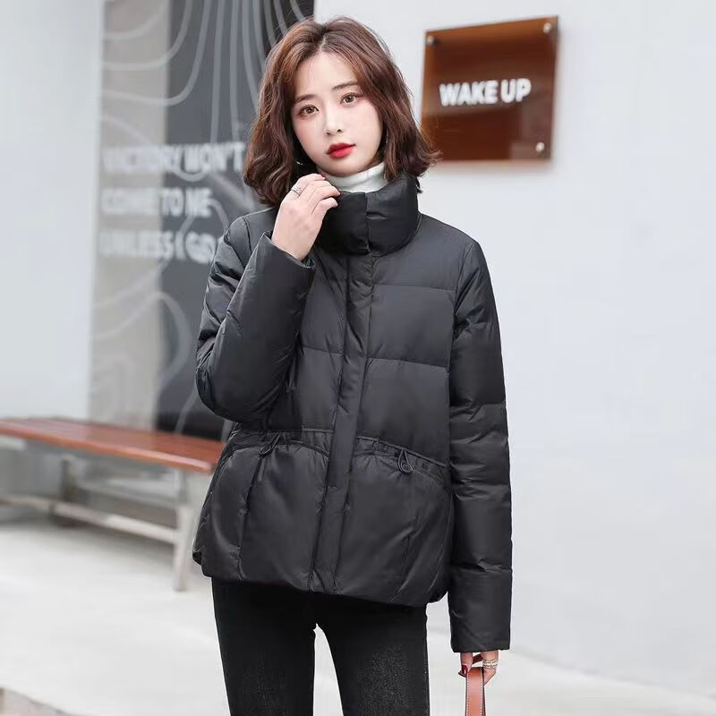 米季琳(mijilin)羽绒服女短款新款立领简约白鸭绒修身外套小个子 黑色