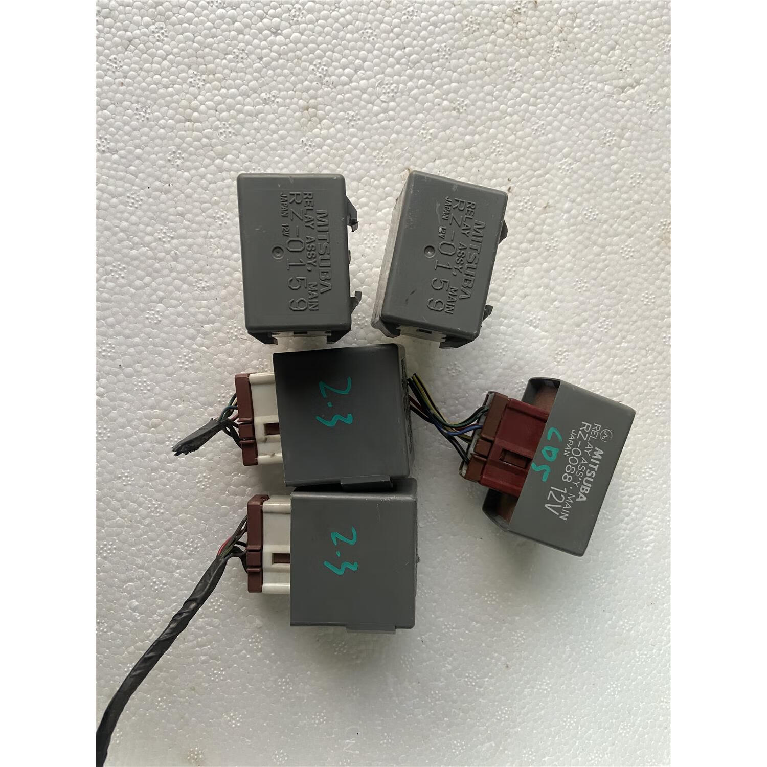 3 3.0 油泵继电器 汽油泵燃油泵控制继电器7插 原装拆车件