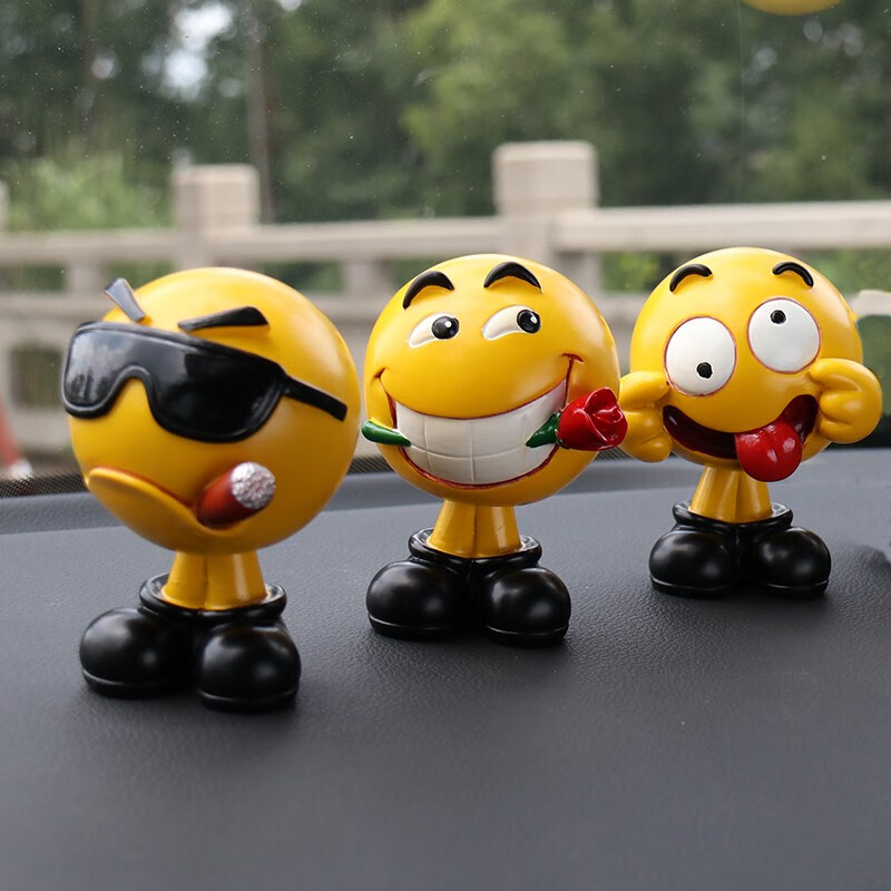 弹簧公仔网红小黄人可爱表情包车内装饰品中控台摆件 撩妹 耍酷 鬼脸