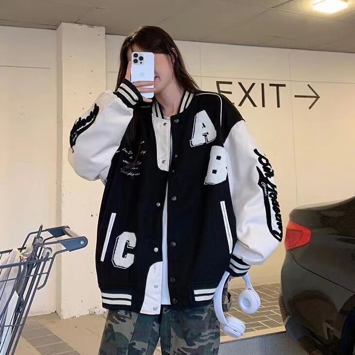 秋天外套学生衣服女生棒球服加厚捧球服初中生字母刺绣棒球服少女春