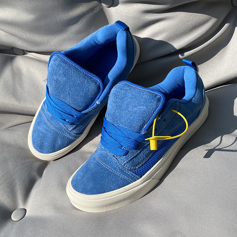 方其万斯官方官网达人推荐厚鞋舌低帮面包鞋男女春季舒适学生学院风