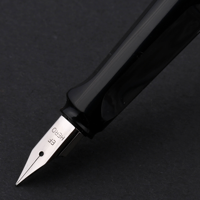 英雄钢笔359正姿哪个笔尖写出来小一些啊？