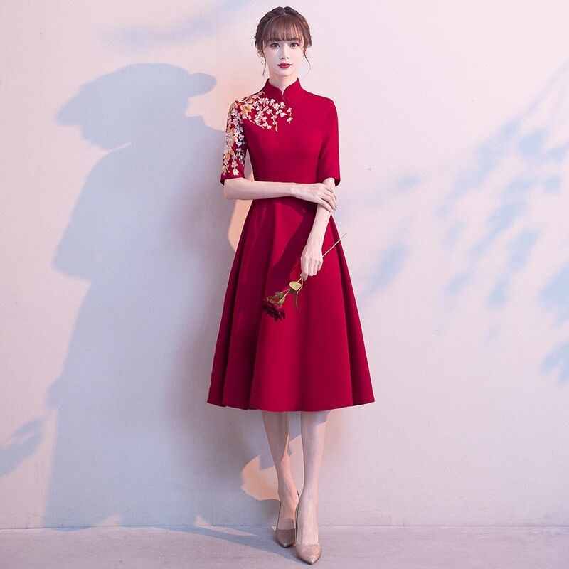 礼仪迎宾服装女2021新款迎宾旗袍礼仪迎宾学生女颁奖酒店红色长款晚