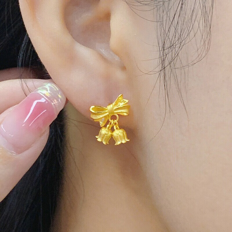 铃兰花蝴蝶结耳钉一对约2克