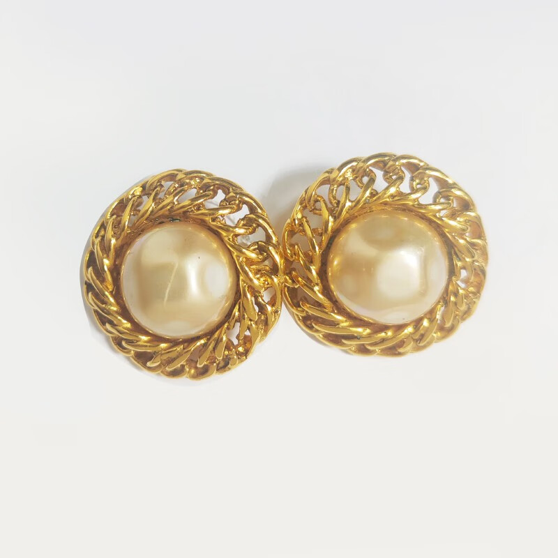 【二手9成新】香奈儿中古耳夹b7199