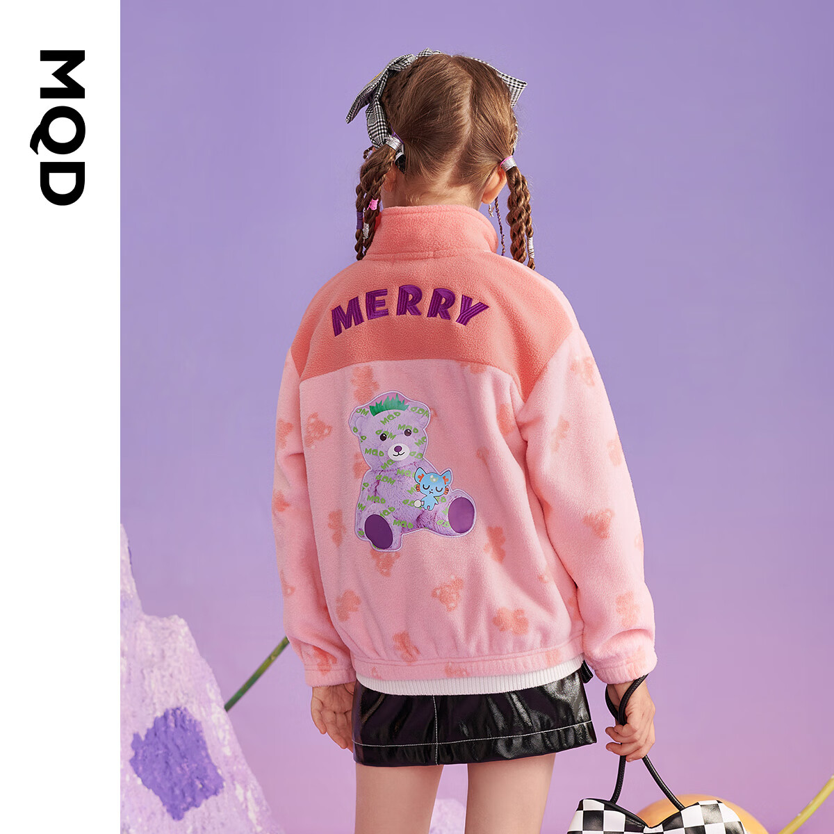 MQD童装满版字母卡通图案卫衣秋季洋气女孩立领开衫摇粒绒外套 樱花粉 140cm