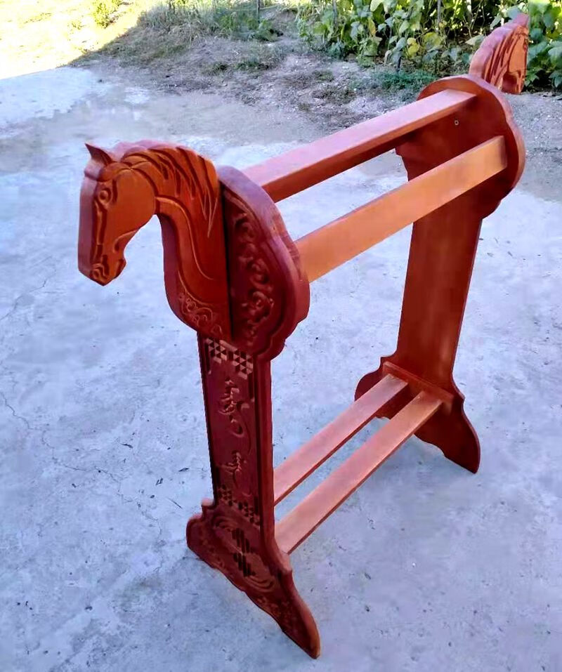 工艺品马鞍子全套马具牛皮新款大马游客鞍小马骑士马术用品 马鞍架子1