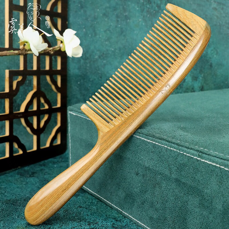 ��������������Ӵ�ӳ���̴ľ����Ů�����������װ��Ů��