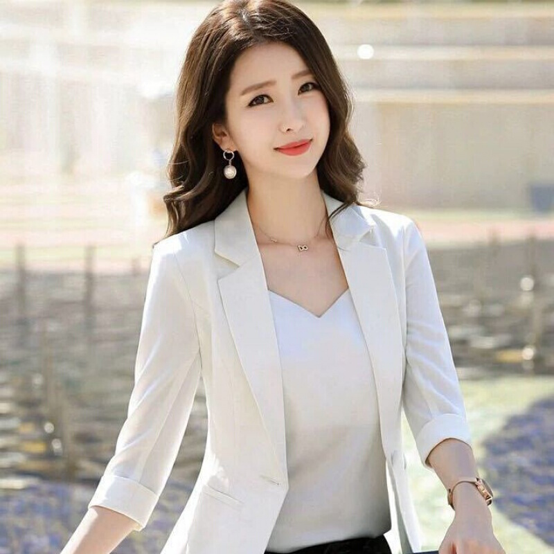 西装外套女薄款2021夏季新款韩版气质短款上衣休闲西服职业套装美女