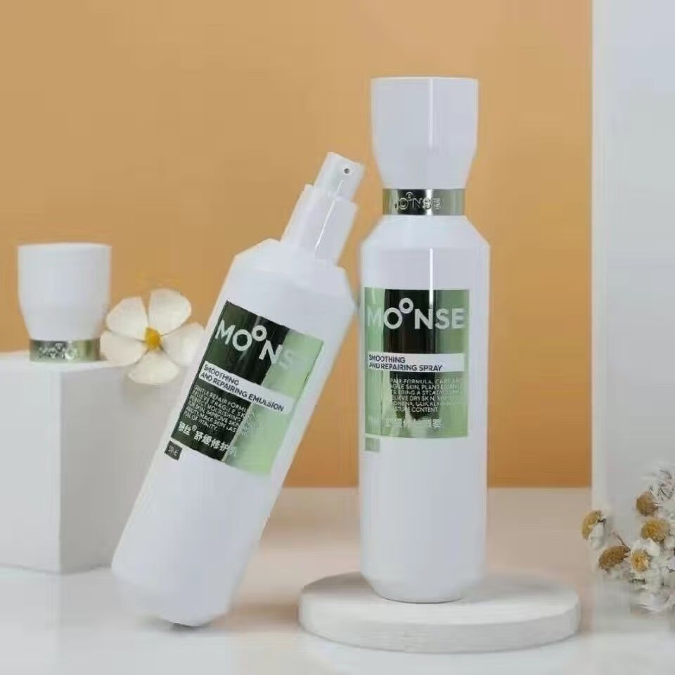 须列穆丝舒缓修复喷雾舒缓乳 修护敏感肌肤,补水,增强皮肤弹性 新款