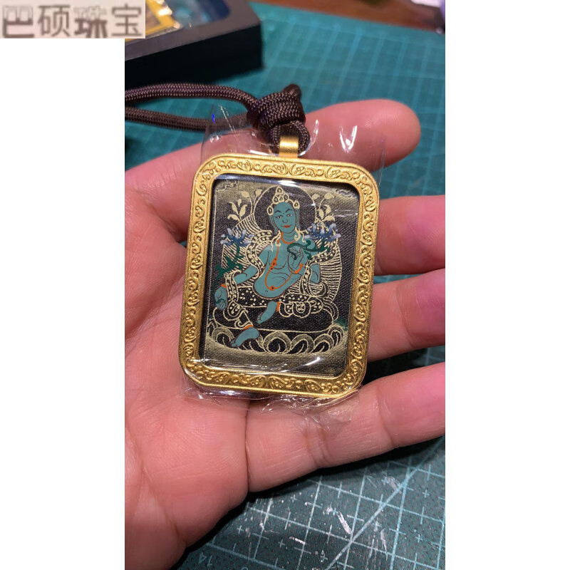 誉尚荣 尼泊尔金随身小唐卡 金手绘朱砂印嘎乌盒吊坠喇嘛手绘 铜镀金