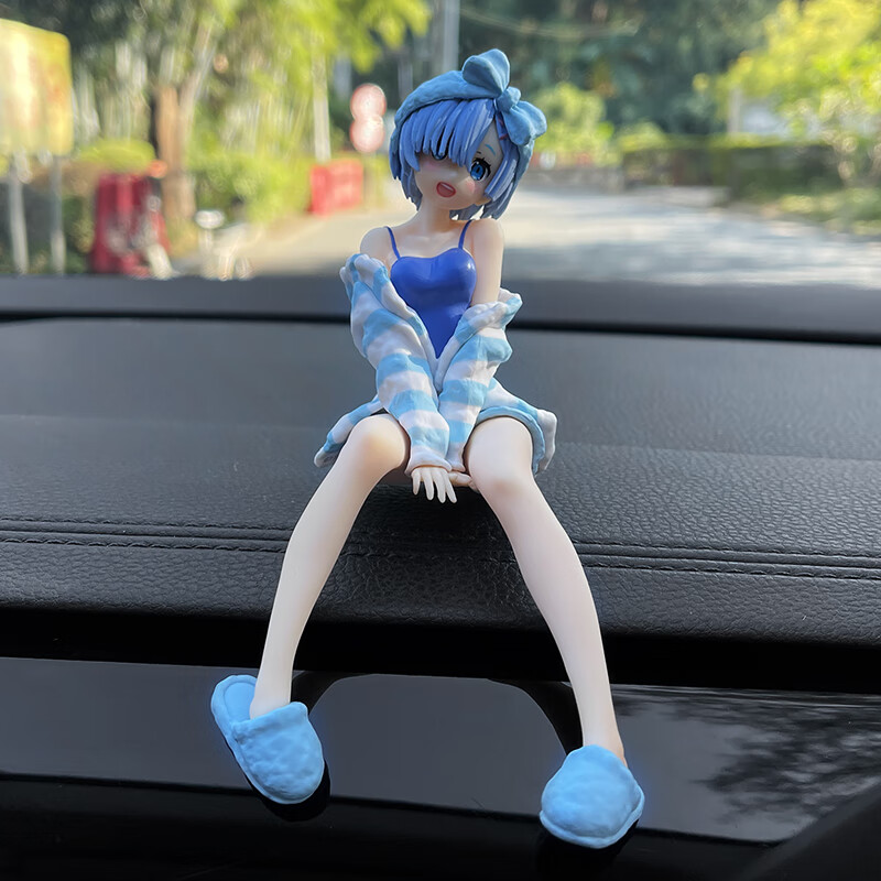 唐杉(tangshan)蕾姆汽车摆件车载中控台手办车内饰品创意个性可爱网红