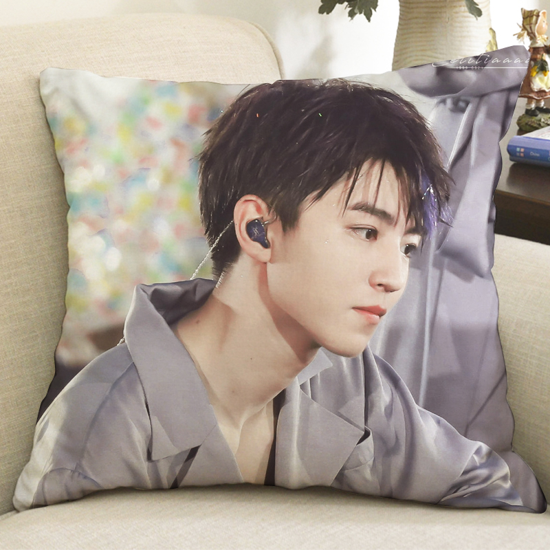 tfboys王俊凯周边三字弟弟定制抱枕电竞男主同款应援海报