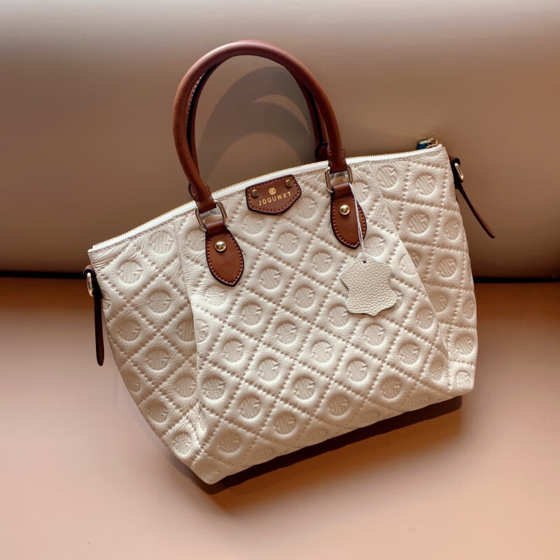 clolv kiss真皮手提包大容量包包女2023新款牛皮饺子包时尚百搭单肩斜