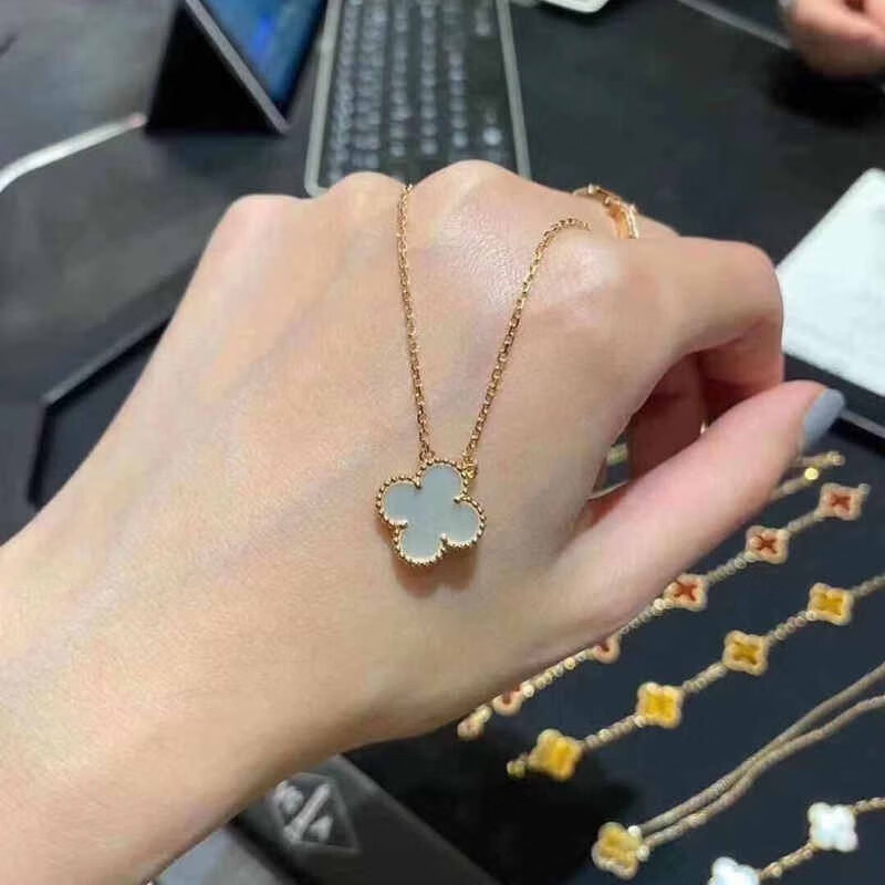 【二手99新】未使用vca梵克雅宝sweet金色白贝母四叶草项链送女朋友