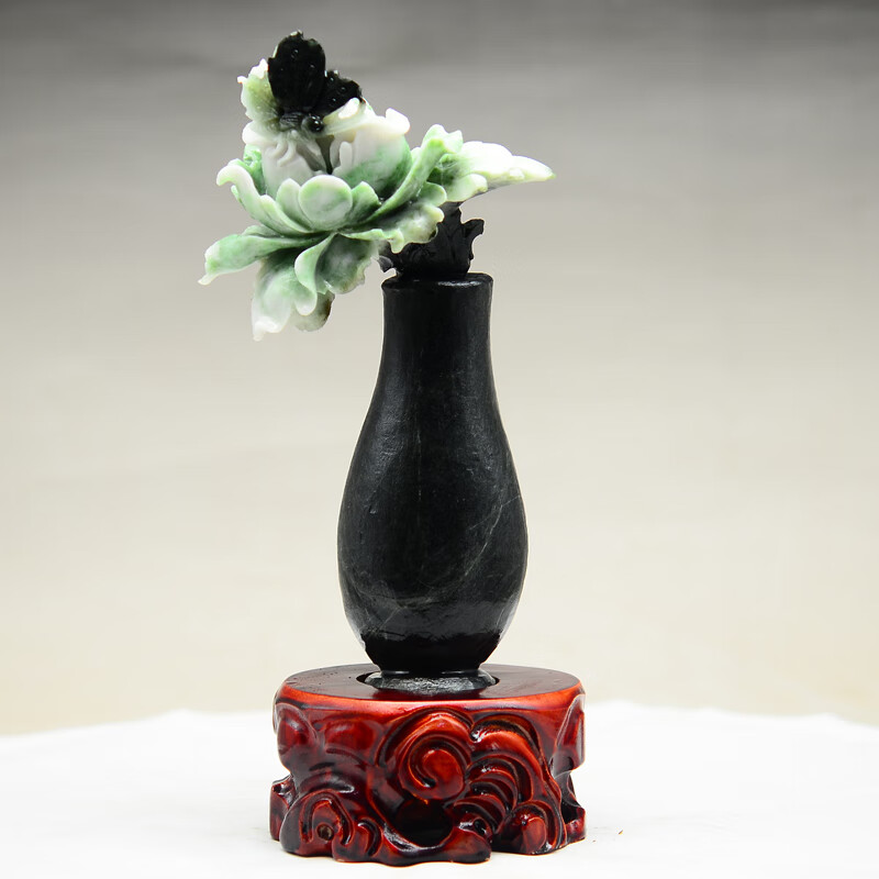 源头直供【一瓶富贵】四大名玉独山玉摆件