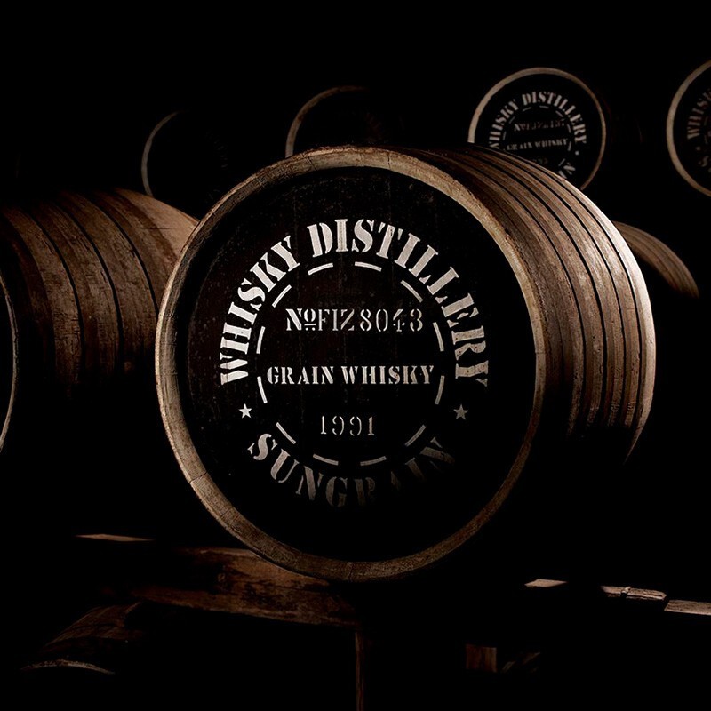 三得利Suntory日本进口洋酒礼盒 知多单一谷物威士忌700ml