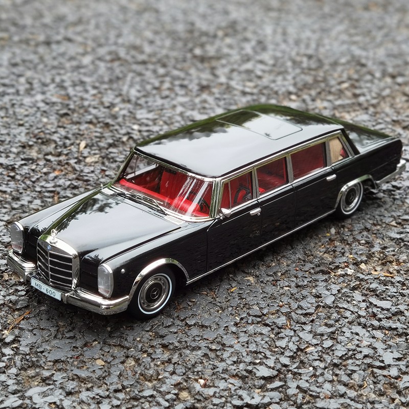 kengfai其辉 1:18 奔驰pullman 普尔曼 w100 600合金汽车模型老爷车
