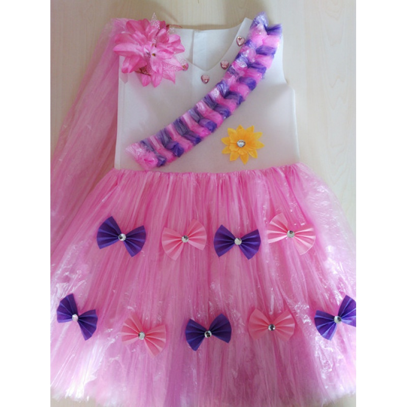 利方琪环保衣服儿童服装幼儿园环保时装秀手工制作.