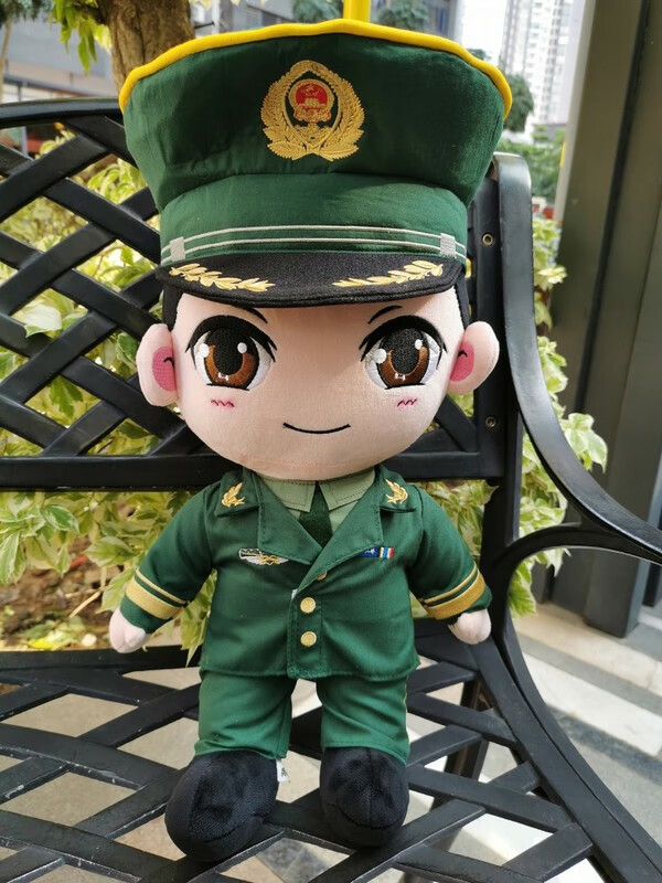 曾小萌正版军人布娃娃新娘婚纱玩偶兵公仔毛绒玩具军旅军恋礼物结婚