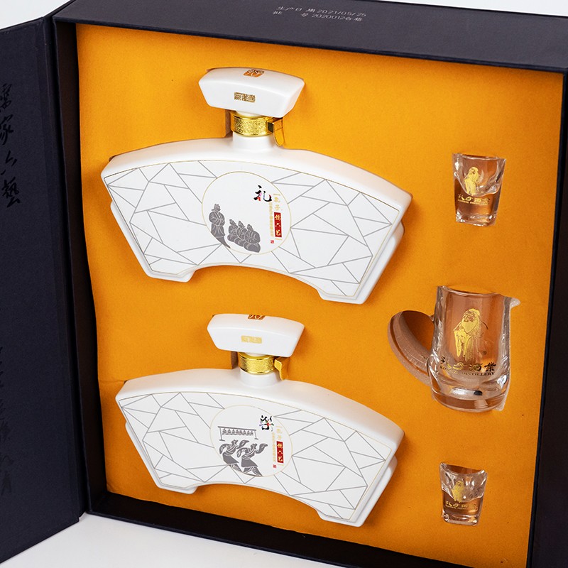 kongzi 孔子酒白酒礼盒装 儒六艺芝麻香型白酒58度高度礼品酒 一提