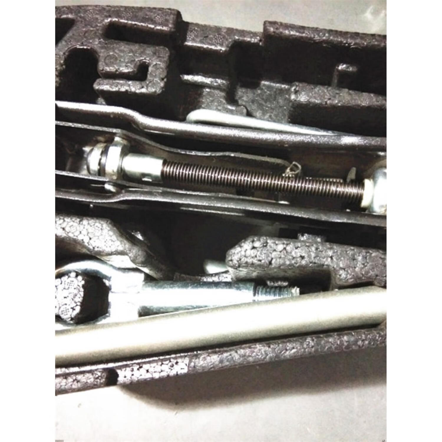 御舵新桑塔纳捷达昕锐动polo波罗晶锐千斤顶轮胎扳手备胎随车工具泡沫