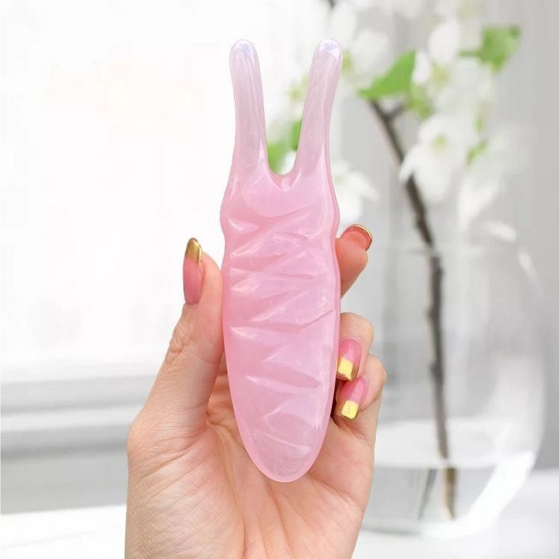 鼻梁按摩器树脂蜜蜡鼻梁晴明穴点穴按摩器 脖子颈部经络刮痧板穴 树脂