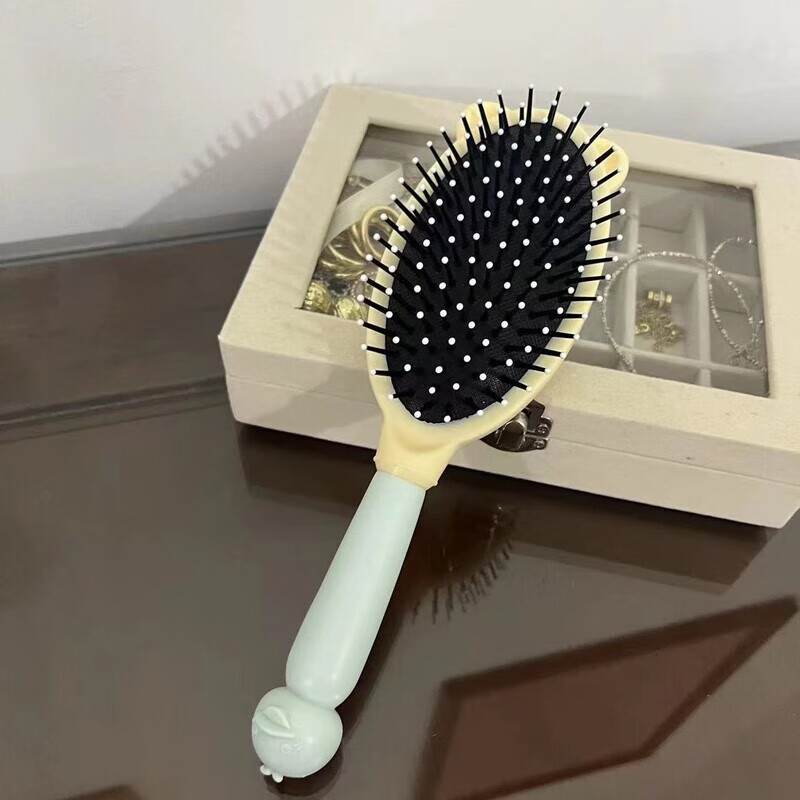 【甄选直发】可爱卡通气垫梳女士家用板梳宿舍梳头防静电顺发便携 卷发梳