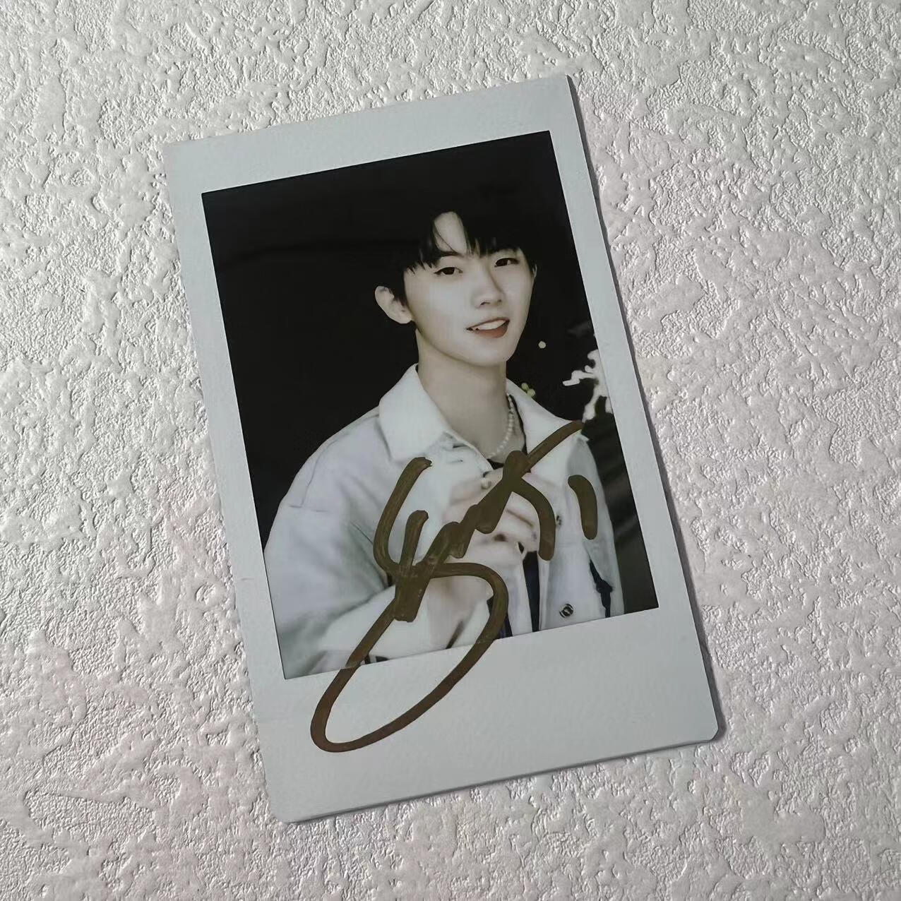 友铭斯tnt时代少年团签名拍立得 刘耀文宋亚轩马嘉祺周边现货礼物