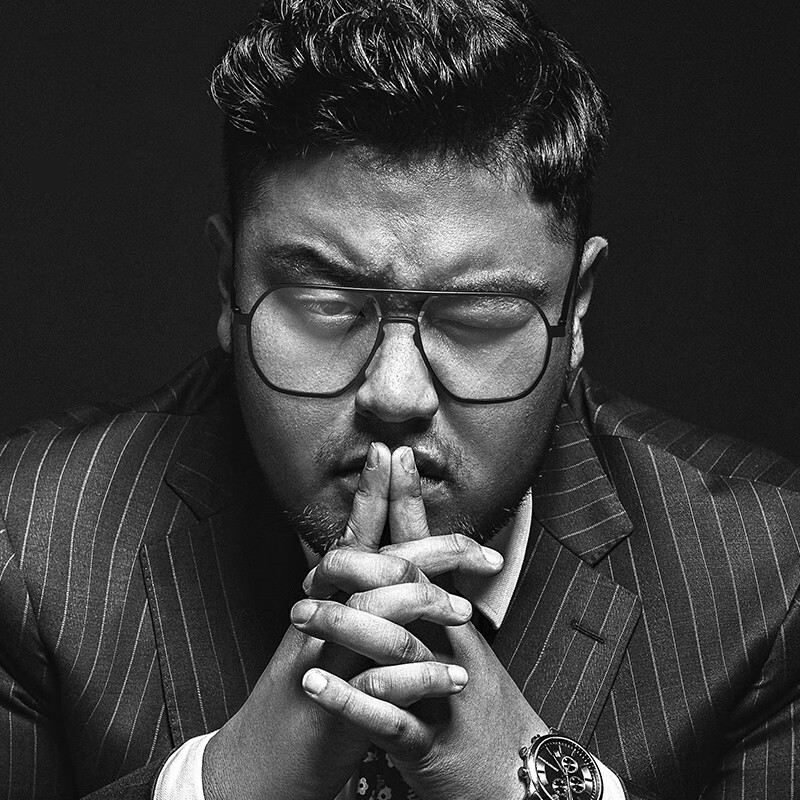 近視眼鏡男防藍光眼鏡大臉男大臉加寬大碼顯瘦超輕黑色大框防藍光可配度數(shù)青年時代 黑色 配近視1.60變色灰防藍光鏡片