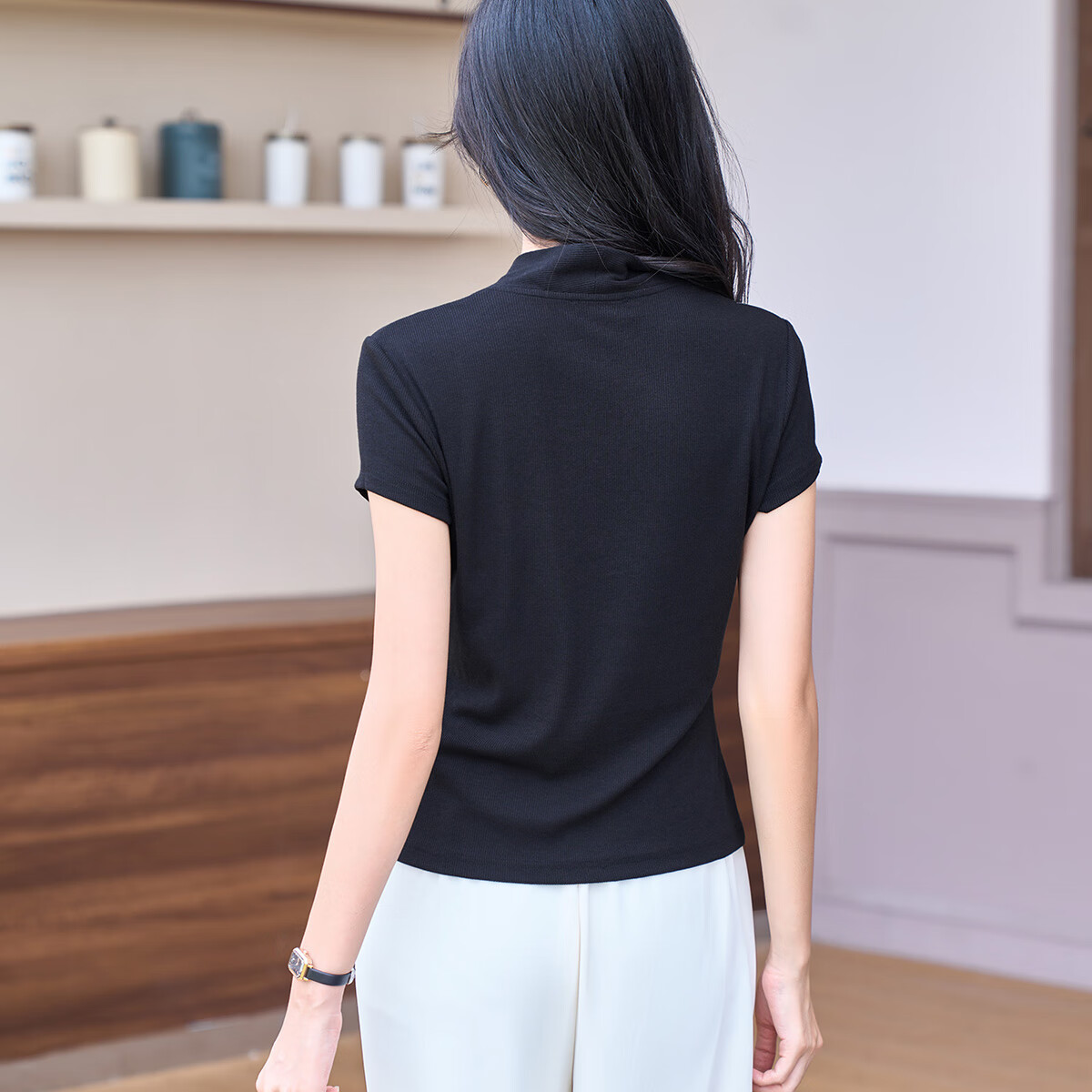 米思阳2024夏季新款时尚简约T恤显瘦纯色小个子V领上衣女2452 黑色 2XL