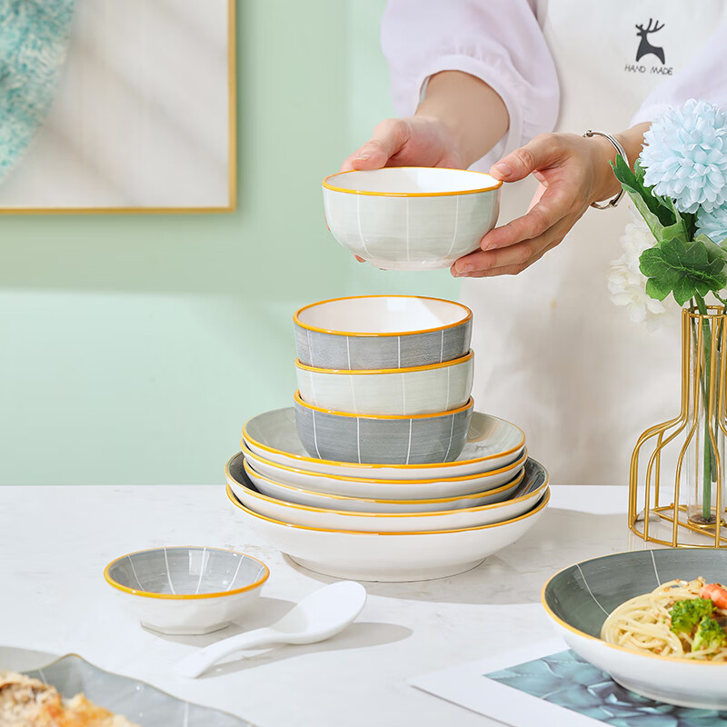 唯铭诺餐具套装碗碟套装到底值不值得选择？深入揭秘为你解说