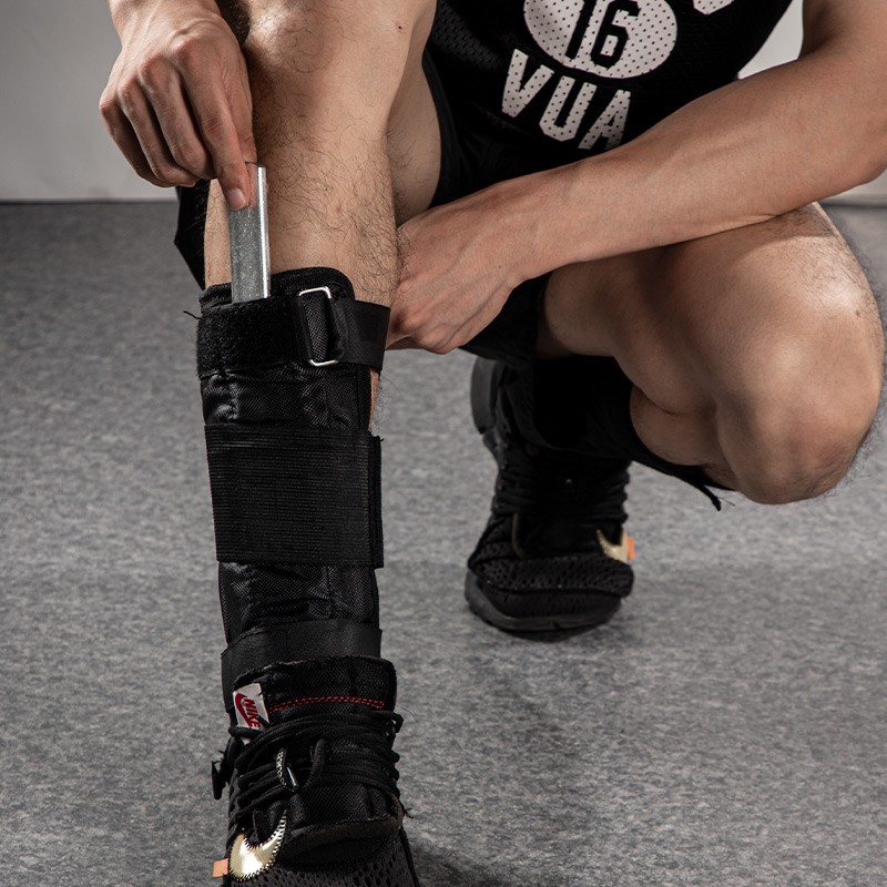 杜威克负重绑腿跑步沙袋绑腿铅块钢板可调节运动隐形沙包负重绑手是不是钢板，4KG。