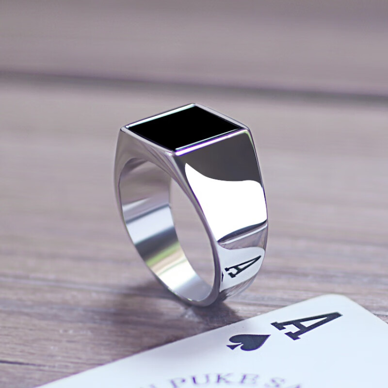识刻反光认牌戒指新款镜面黑玛瑙钛钢男士高清看扑克时尚近景魔术道具