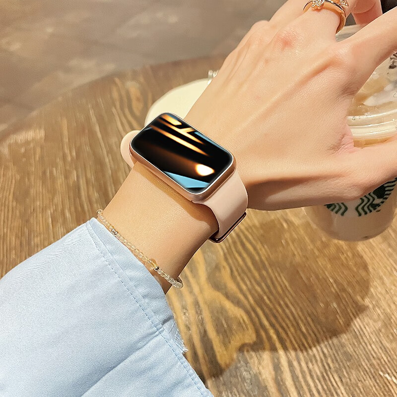 三,奥迪斯(ots)运动手环网友对比评测