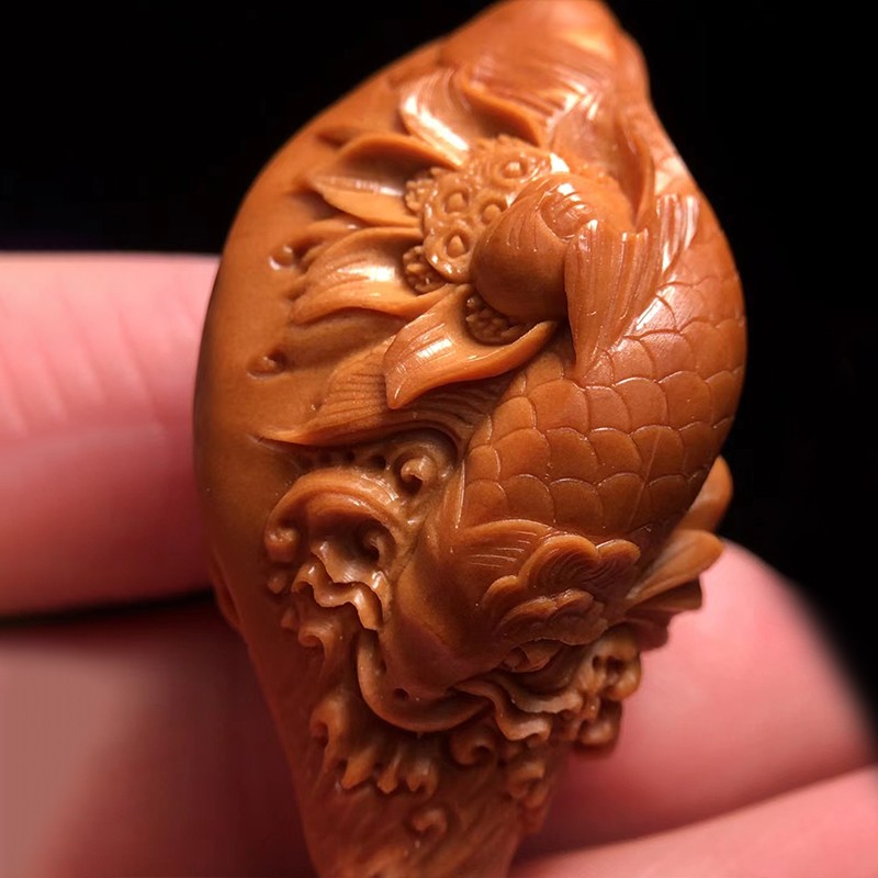 1大籽雕刻鲤鱼橄榄核雕文玩手串男手把件 苏工大师手工刻 2.18*3.6cm