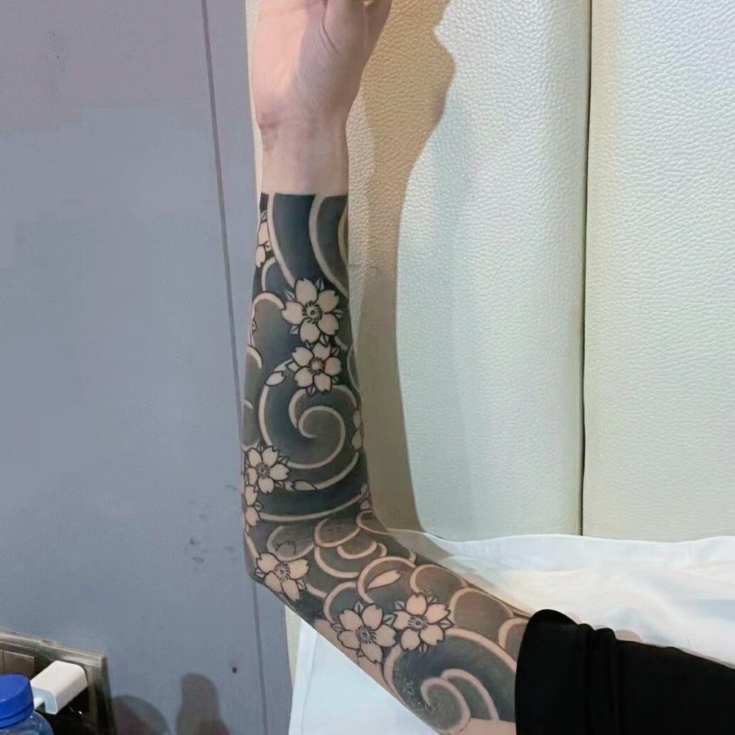 朗源果汁草本樱花臂日式传统(两张)男女防水持久半永久不反光纹身贴