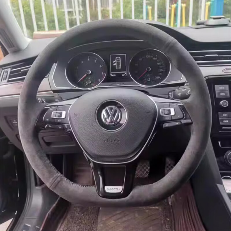 大众（Volkswagen）新速腾朗逸plus宝来迈腾探岳帕萨特方向盘套真皮手缝把套专用 翻毛皮/不打孔/黑线真超纤