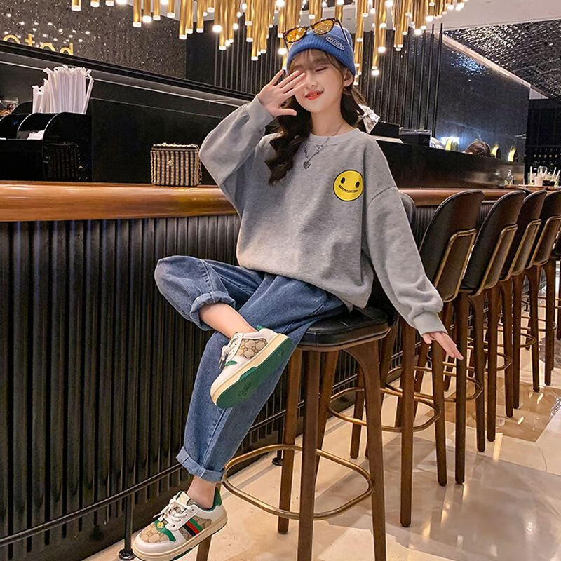 小孩子衣服女童春季中大童女孩洋气童装洋气卫衣 灰色 笑脸卫衣 老爹