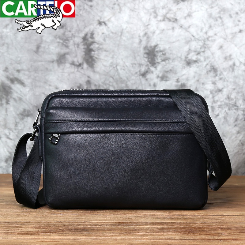 卡帝乐鳄鱼(cartelo)男士包包单肩斜挎包头层真牛皮休闲横款小背包