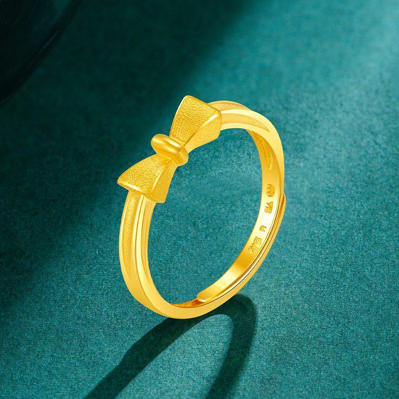 老庙黄金 足金精品蝴蝶戒指 结婚戒指 节日送礼女戒可调节简约款 金重