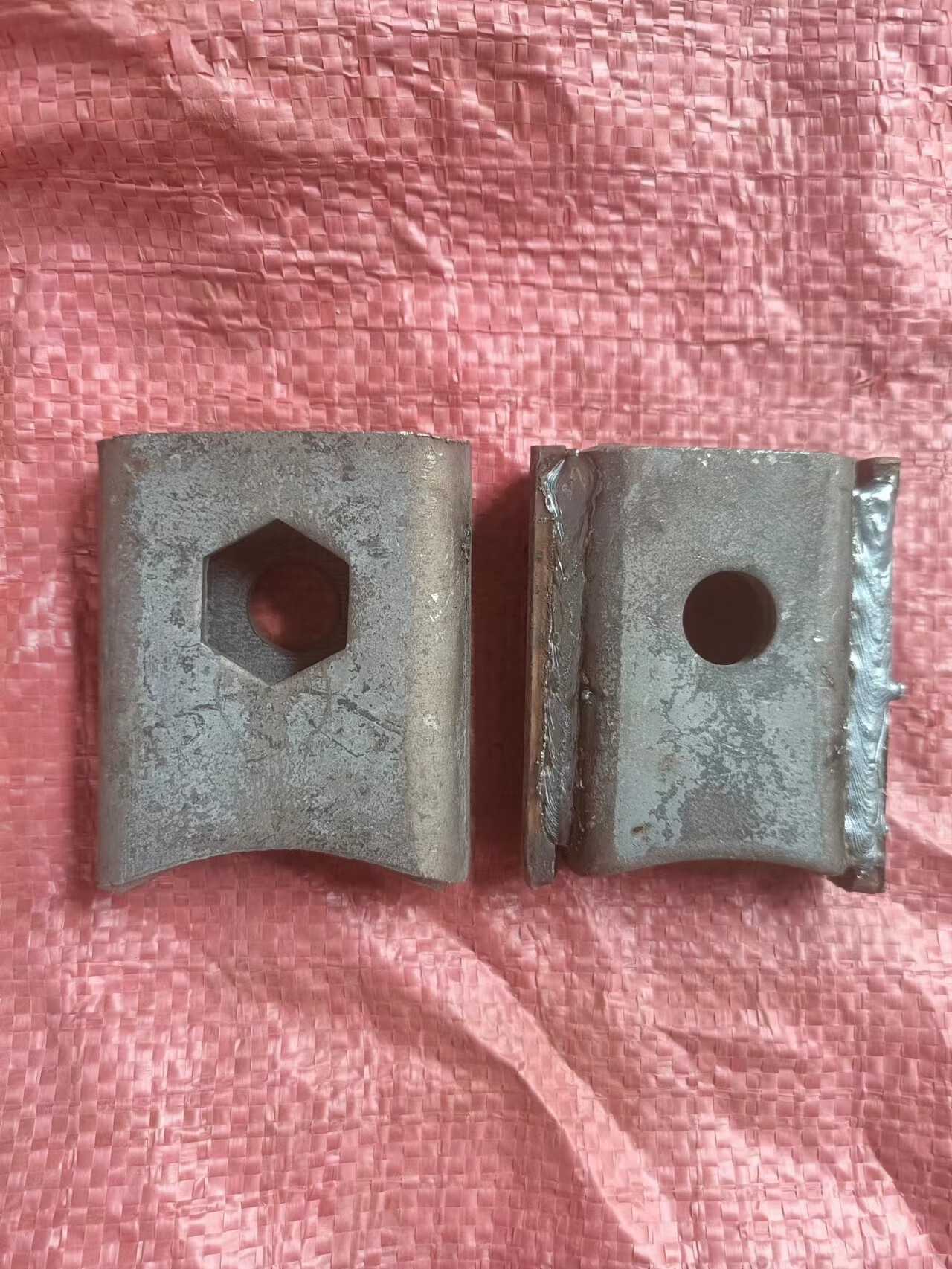 墨薰槿澜郜旋耕机配件225  245 265犁刀通用刀库刀座加厚一体成型合金