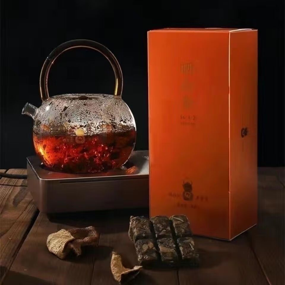 品品香晒白金1642老白茶高山原料紧压陈皮寿眉360克/盒