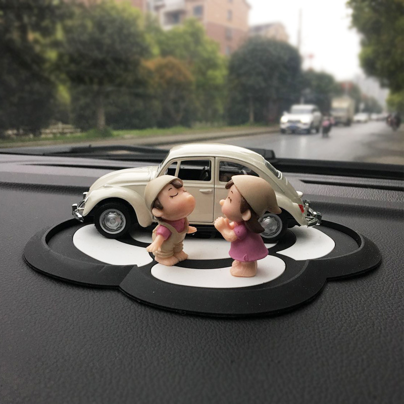 汽车摆件车内饰品车上女漂亮内饰萌萌可爱个性创意中控台车载装饰 戴