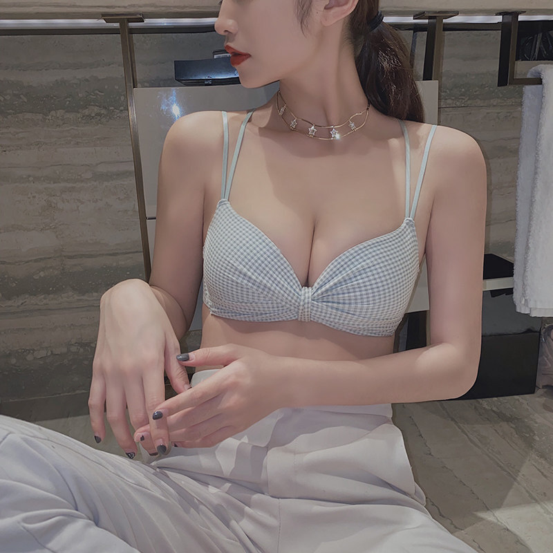 Glambody内衣女小胸聚拢无钢圈性感少女日系胸罩套装 无痕美背文胸688686 绿色 80A