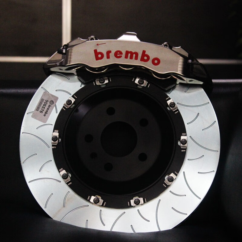 布雷博(brembo)gtr 殿堂级竞技六活塞 高性能刹车卡钳鲍鱼 进口适用于